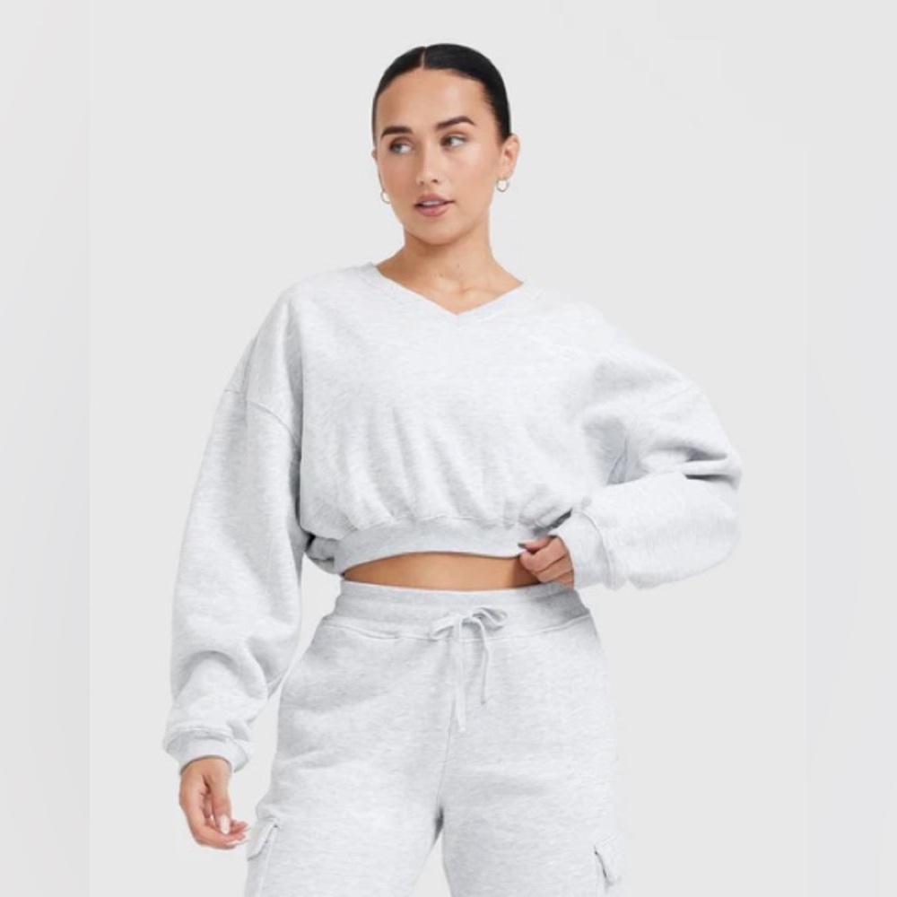 Oner Active All Day Est 2020 Crop V-Neck Sweatshirt
